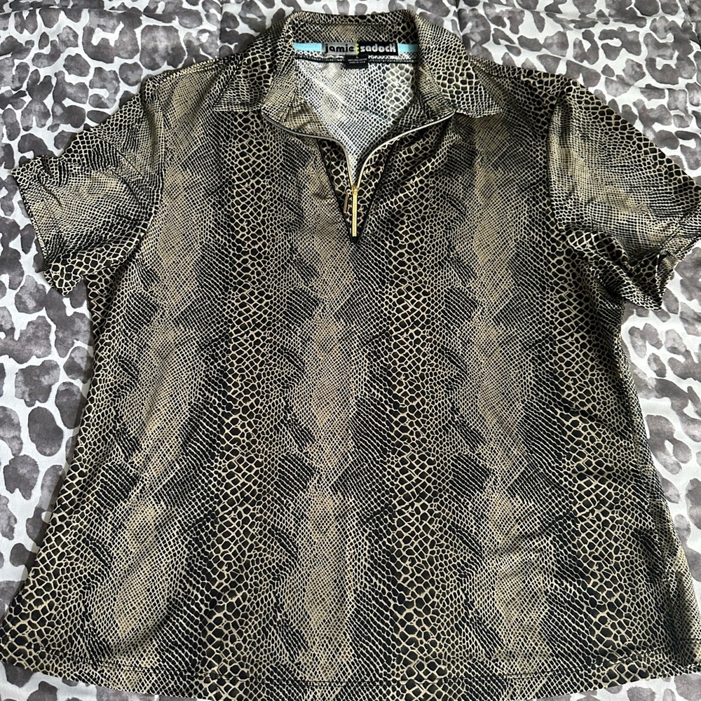 Jamie Sadock 1/4 zip snakeskin S/S top Sz LG